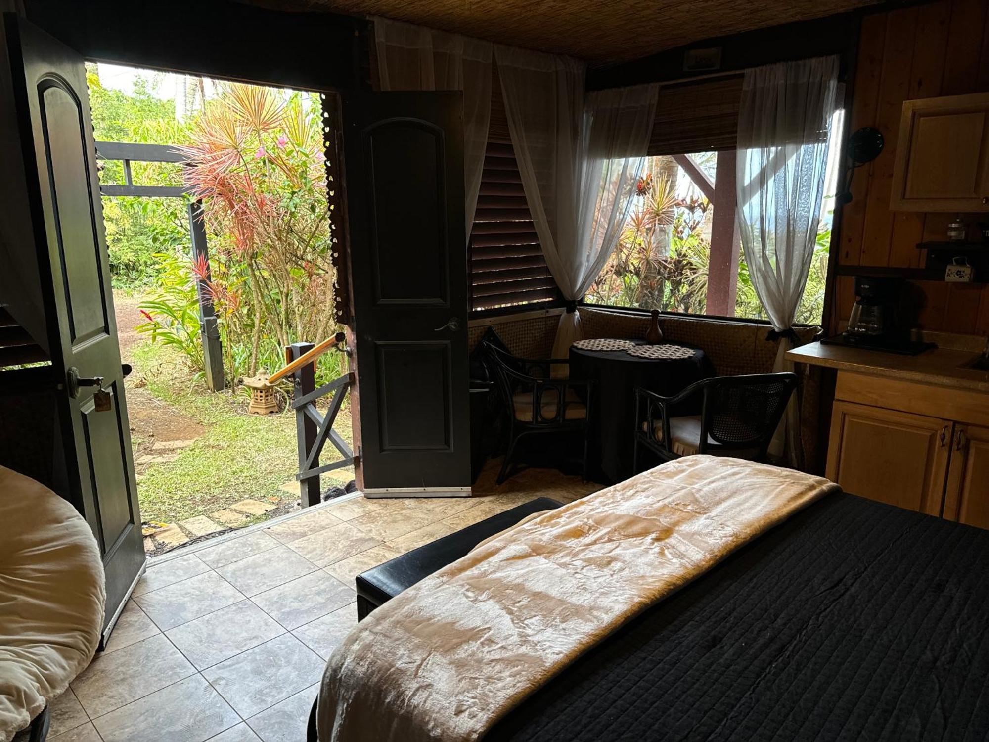 The Bali House And Cottage At Kehena Beach Hawaii Exterior foto